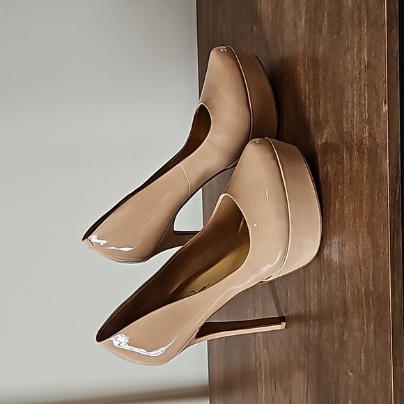 Jessica Simpson Shoes - New - Jessica Simpson Waleo Heels size 9